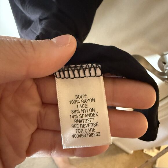 Candie’s Women’s Black V-Neck Top Lace Blouse Sexy Gothic Minimalist XS - Picture 5 of 8